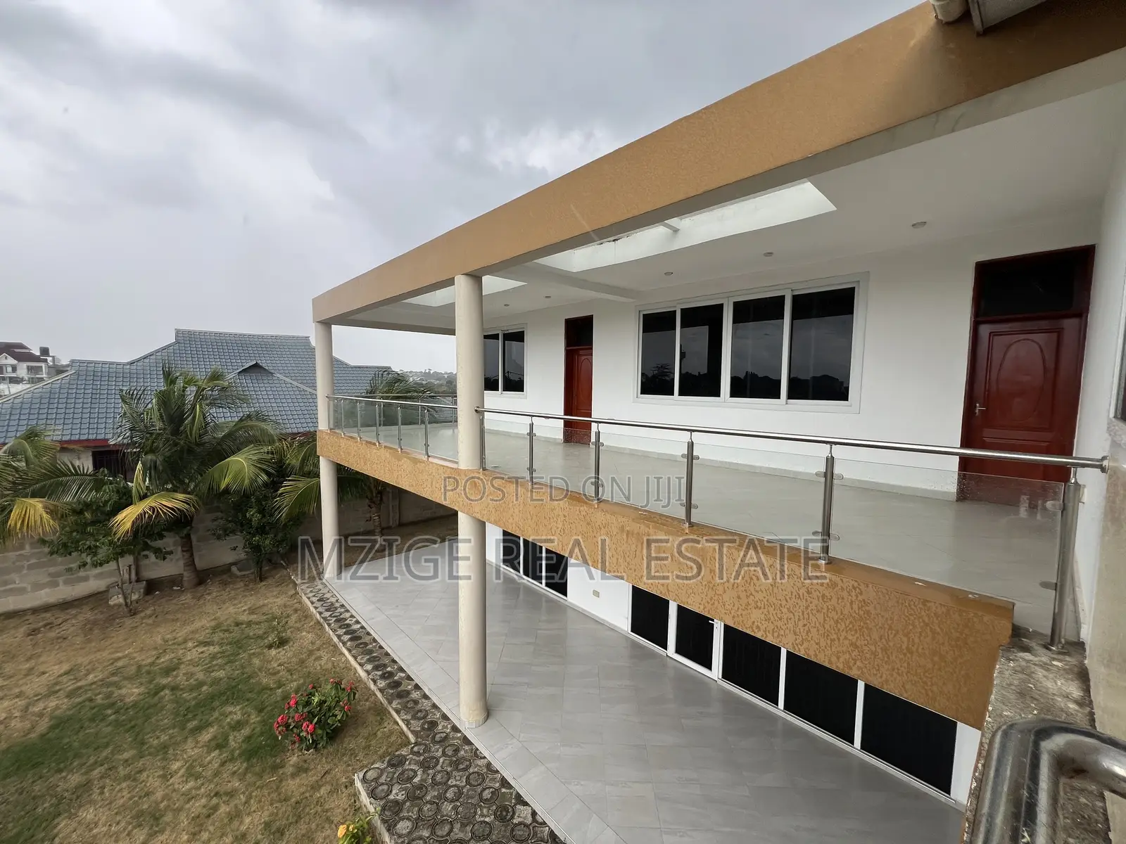 5bdrm House in Nyumba Ya Ghorofa for sale