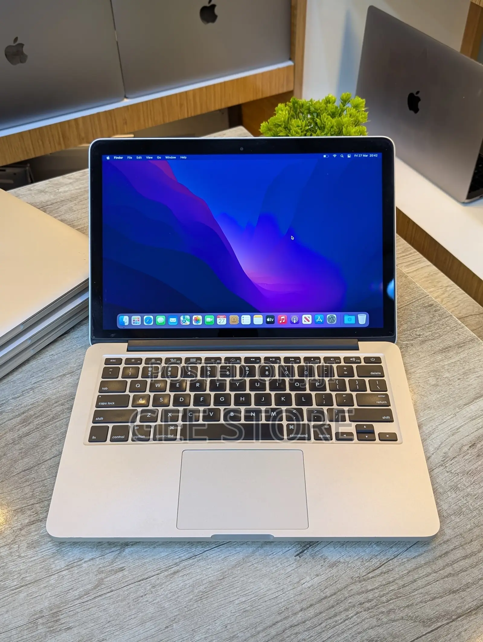 Laptop Apple MacBook Pro 2015 16GB Intel Core i5 SSD 512GB