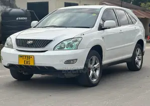 Toyota Harrier 2005 White