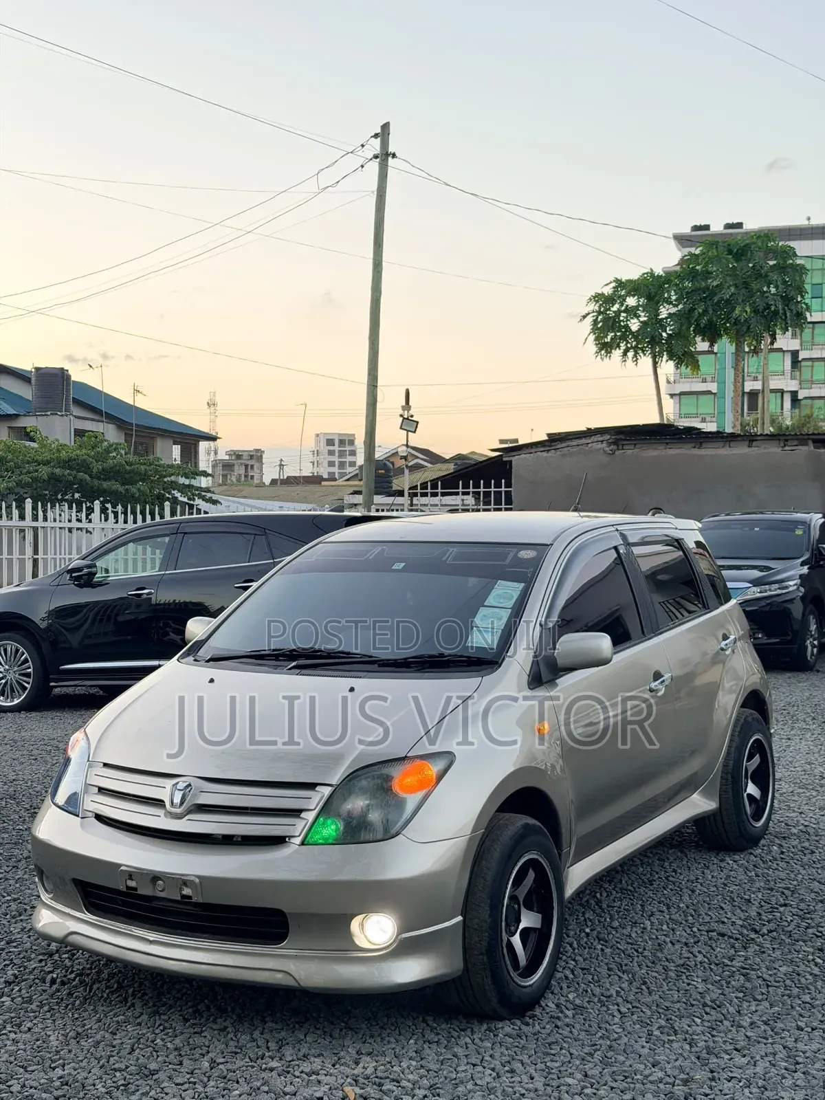 Toyota IST 2004 Beige