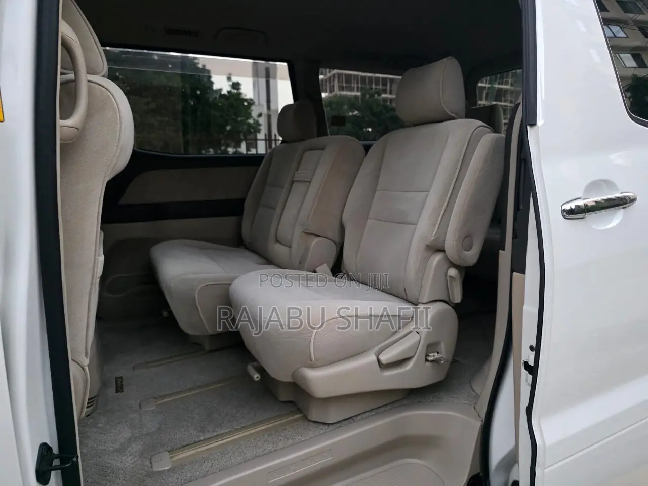 Toyota Alphard 2.4 Petrol AWD 2007 White