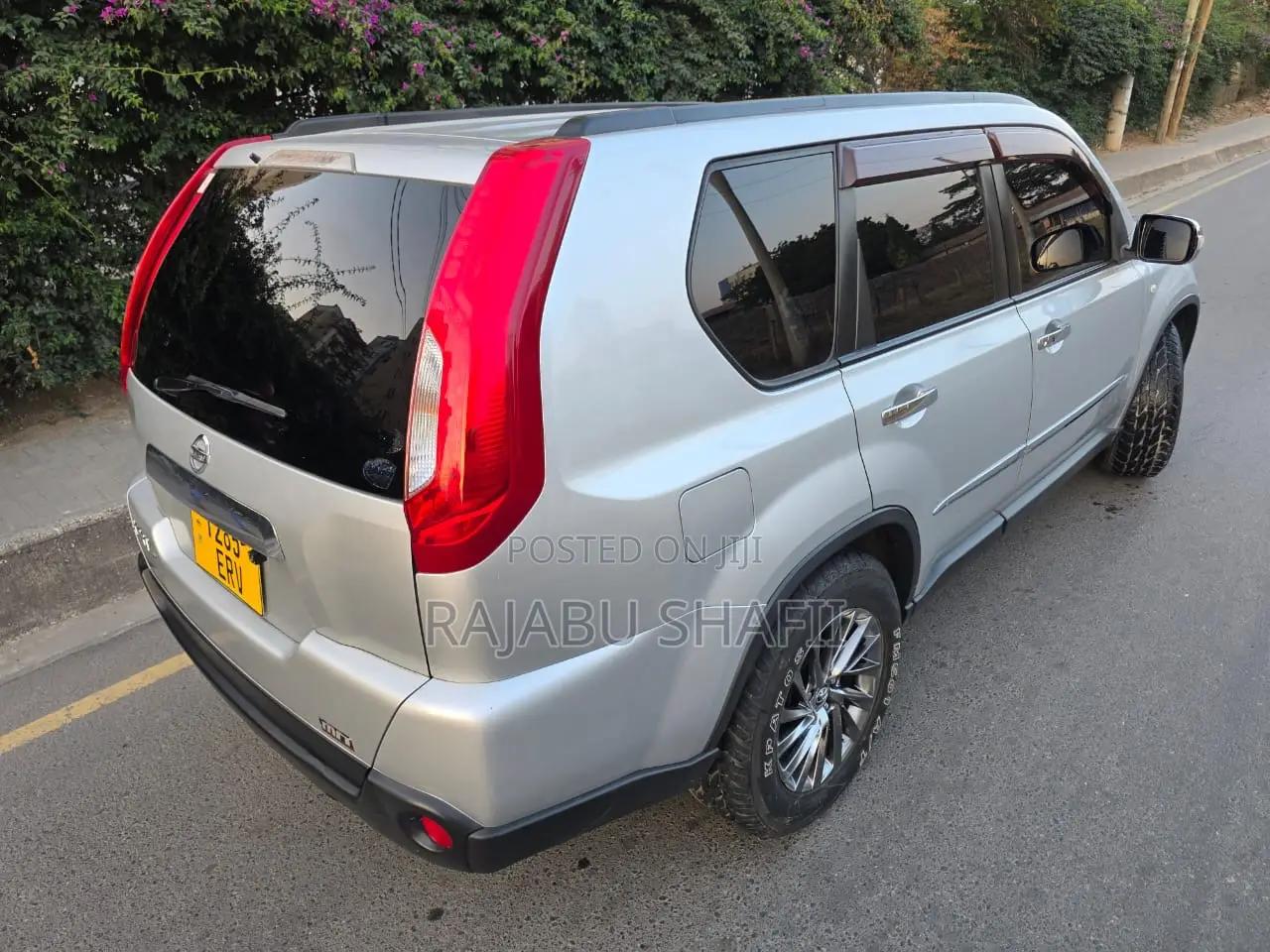 Nissan X-Trail 2.0 Petrol XE 2011 Silver