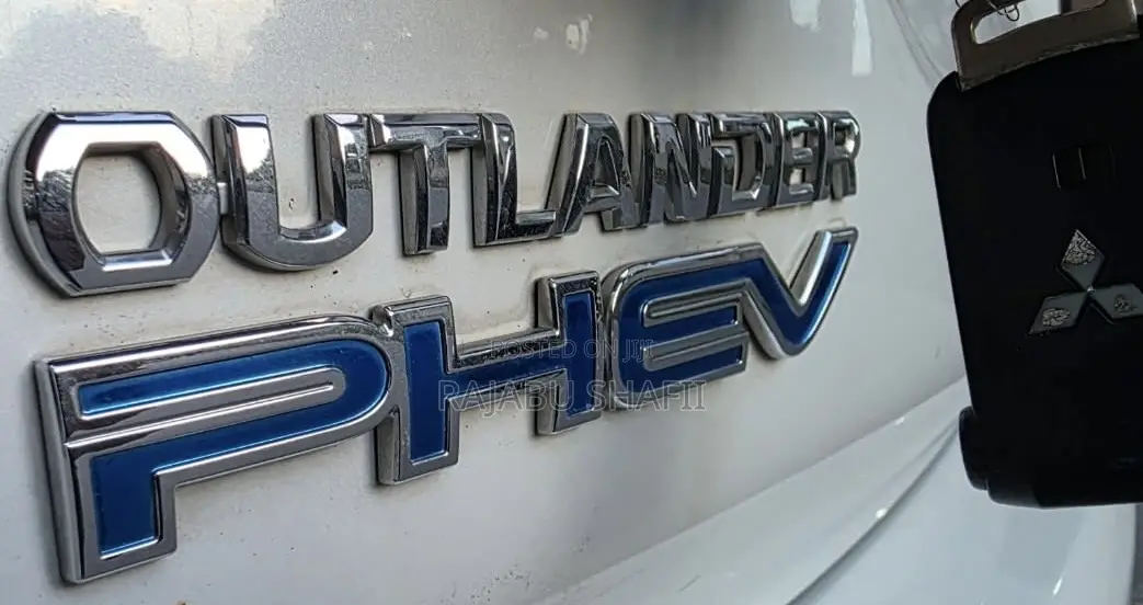 Mitsubishi Outlander 2.0 PHEV AWD 2016 White