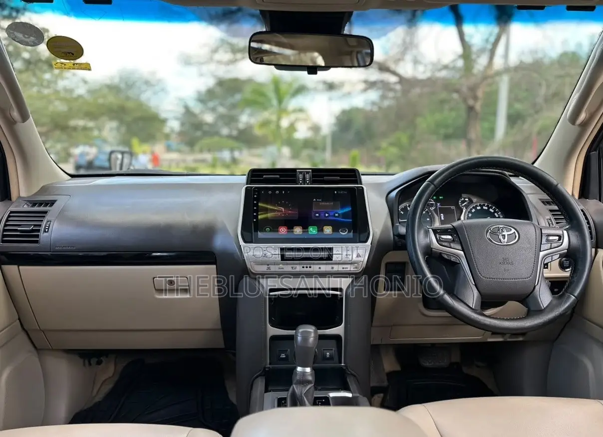 Toyota Land Cruiser Prado 2020 Gray