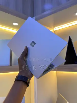 Laptop Microsoft Surface Laptop Go 8GB Intel Core i5 SSD 256GB