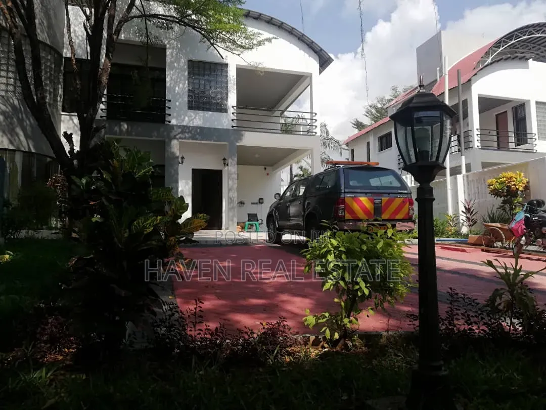 Furnished 4bdrm House in Masaki for rent