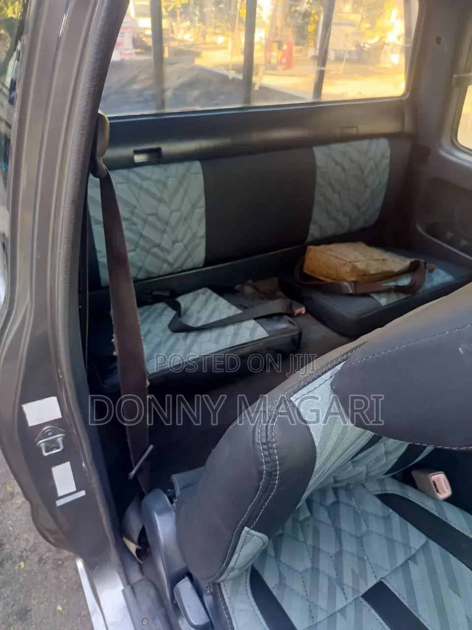 Toyota Hilux 2.5 Cab 2005 Gray