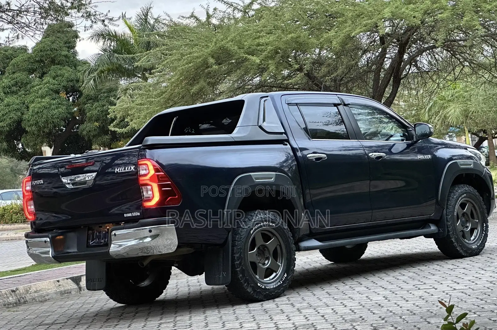 Toyota Hilux 2.4 Diesel 2020 Blue