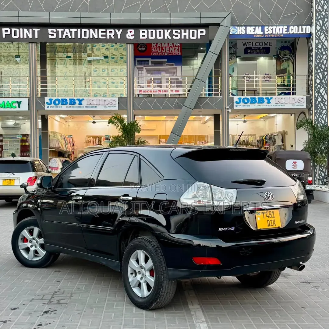 Toyota Harrier 2005 Black