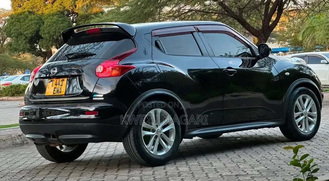 Nissan Juke 2012 Black