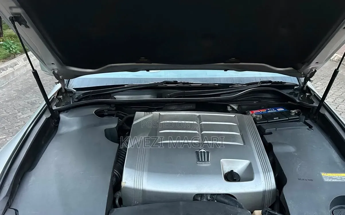 Toyota Crown 2009 Silver
