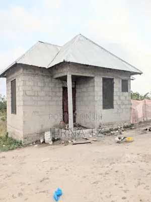 Nyumba Inauzwa