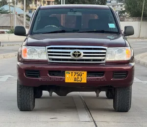 Toyota Land Cruiser 1999 Red