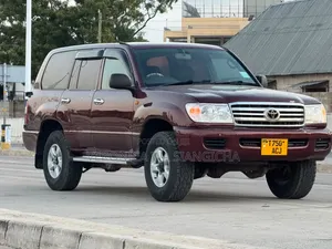 Toyota Land Cruiser 1999 Red