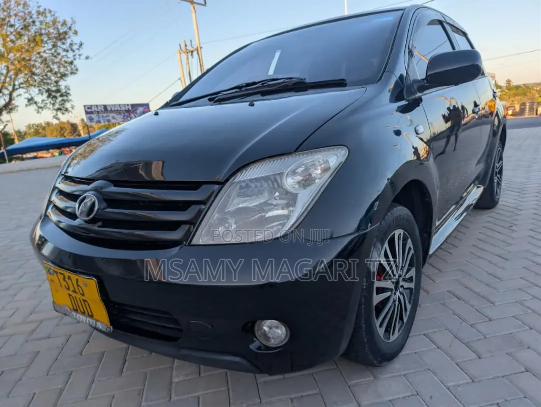 Toyota IST 2006 Black