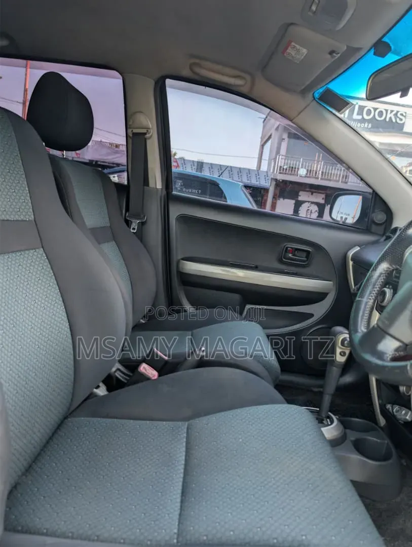 Toyota IST 2006 Black