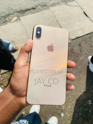 Apple iPhone XS Max 64 GB Gold