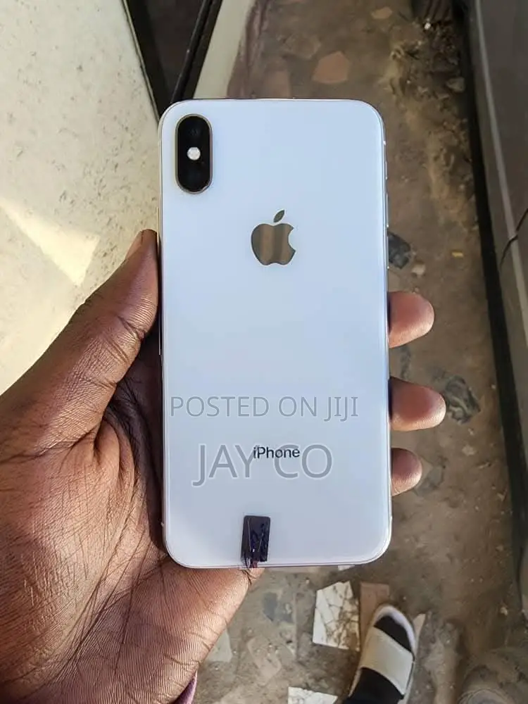 Apple iPhone X 64 GB White
