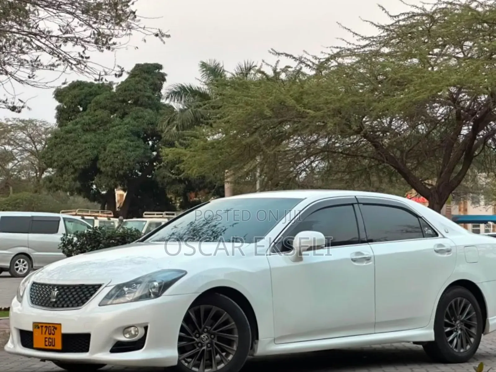 Toyota Crown 2009 White