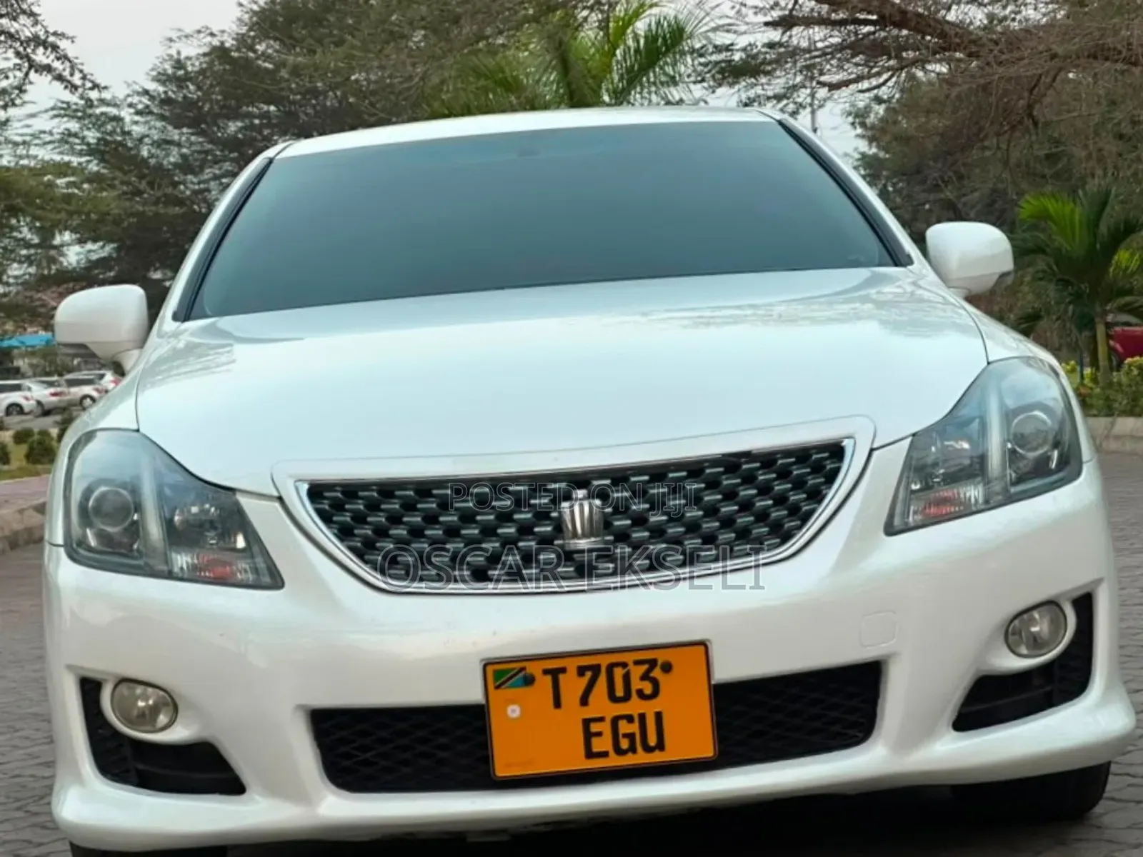 Toyota Crown 2009 White