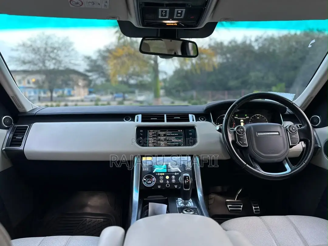 Land Rover Range Rover Sport HSE Td6 4x4 (3.0L 6cyl 8A) 2016 Black