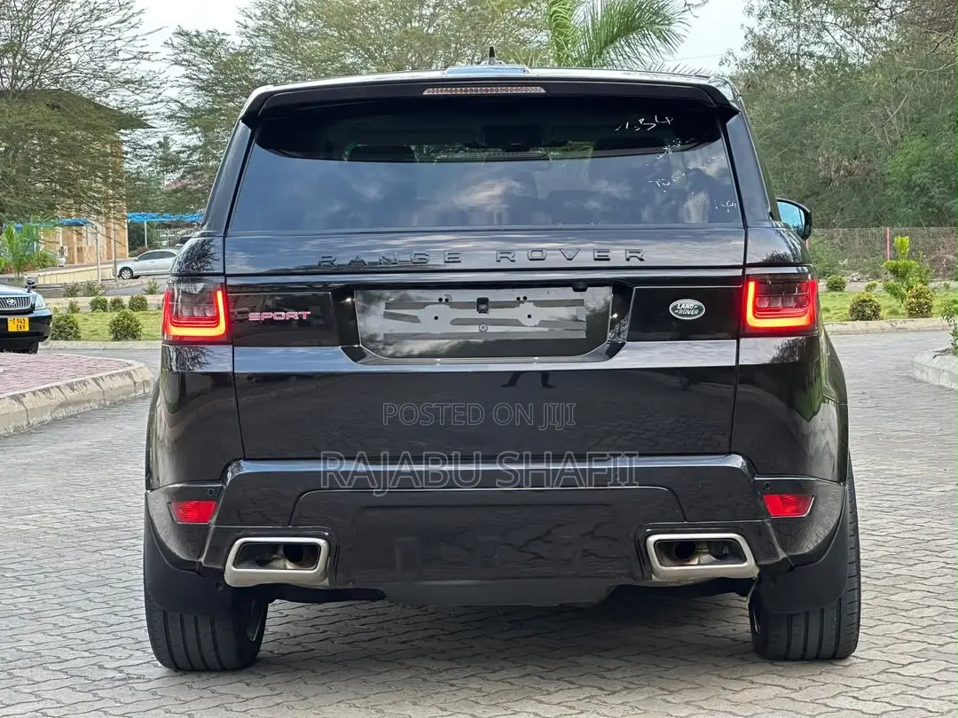 Land Rover Range Rover Sport HSE Td6 4x4 (3.0L 6cyl 8A) 2016 Black