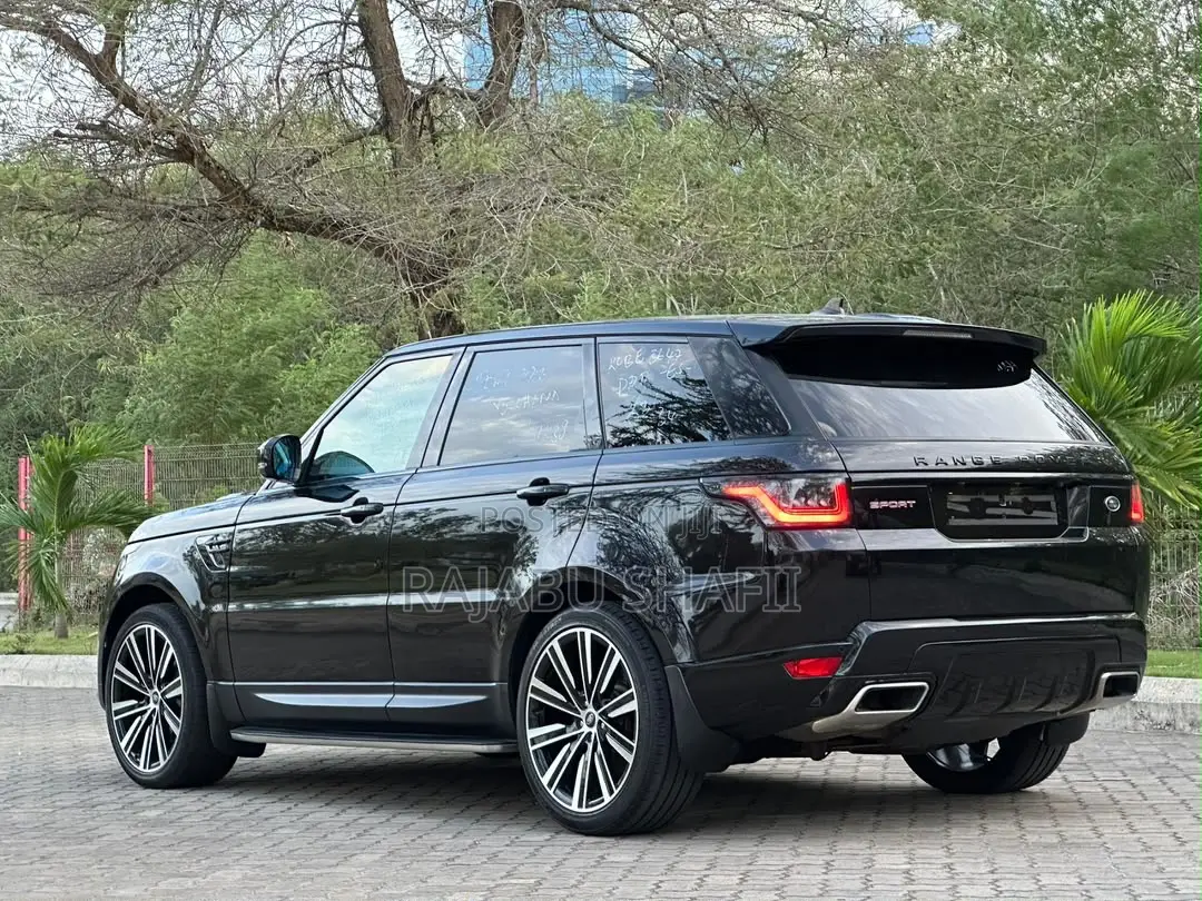 Land Rover Range Rover Sport HSE Td6 4x4 (3.0L 6cyl 8A) 2016 Black