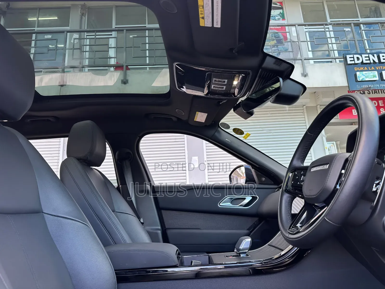 Land Rover Range Rover Velar 2024 Gray