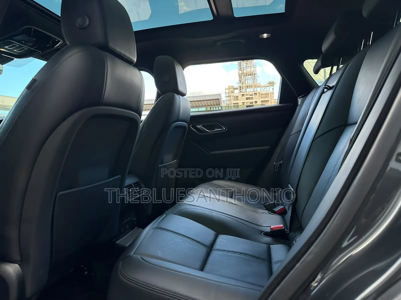 New Land Rover Range Rover Velar 2024 Gray