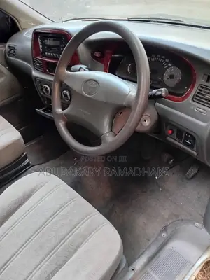 Toyota Noah 2.0 FWD (8 Seater) 2003 Silver