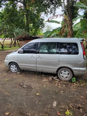 Toyota Noah 2.0 FWD (8 Seater) 2003 Silver