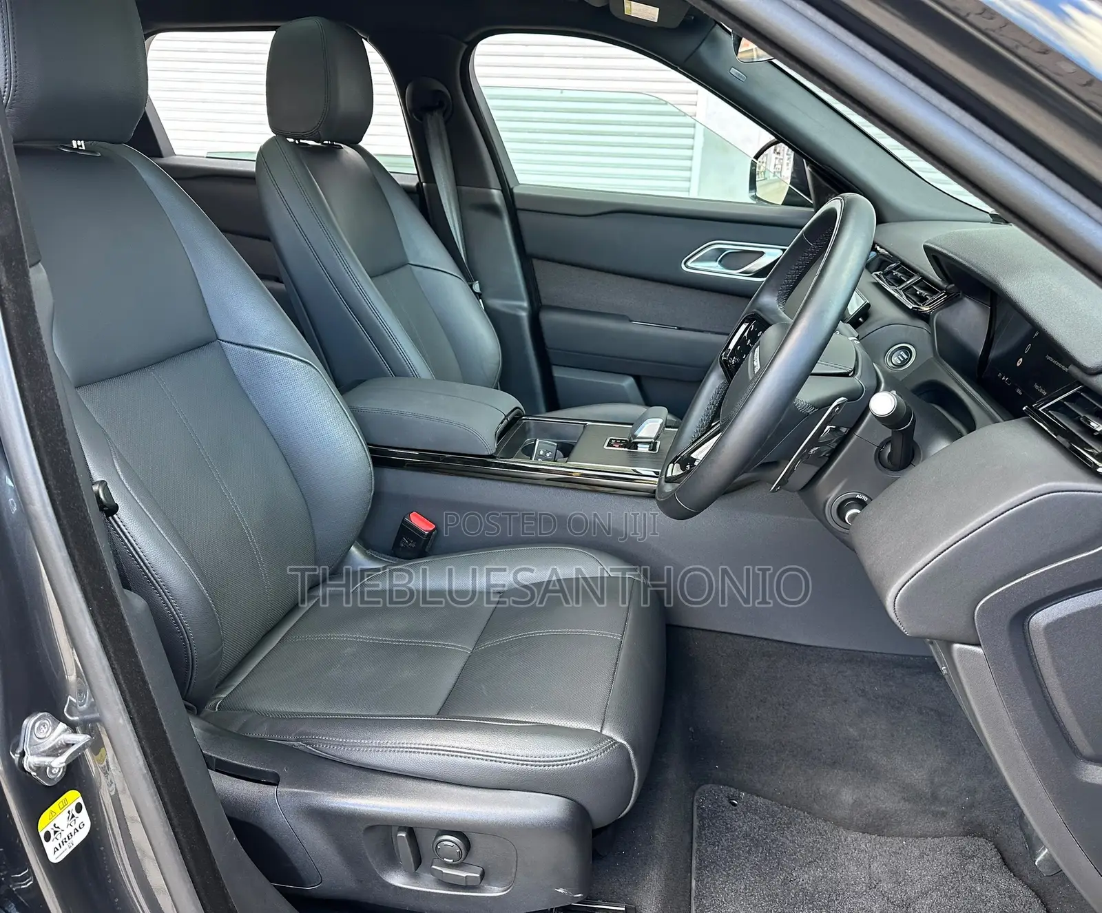 New Land Rover Range Rover Velar 2024 Gray