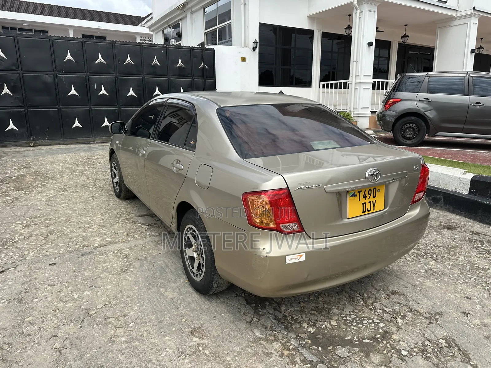 Toyota Axio 2007 Gold