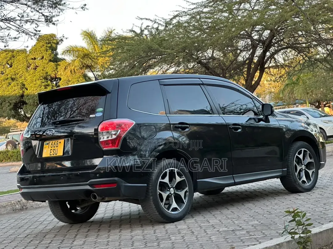 Subaru Forester 2013 Black