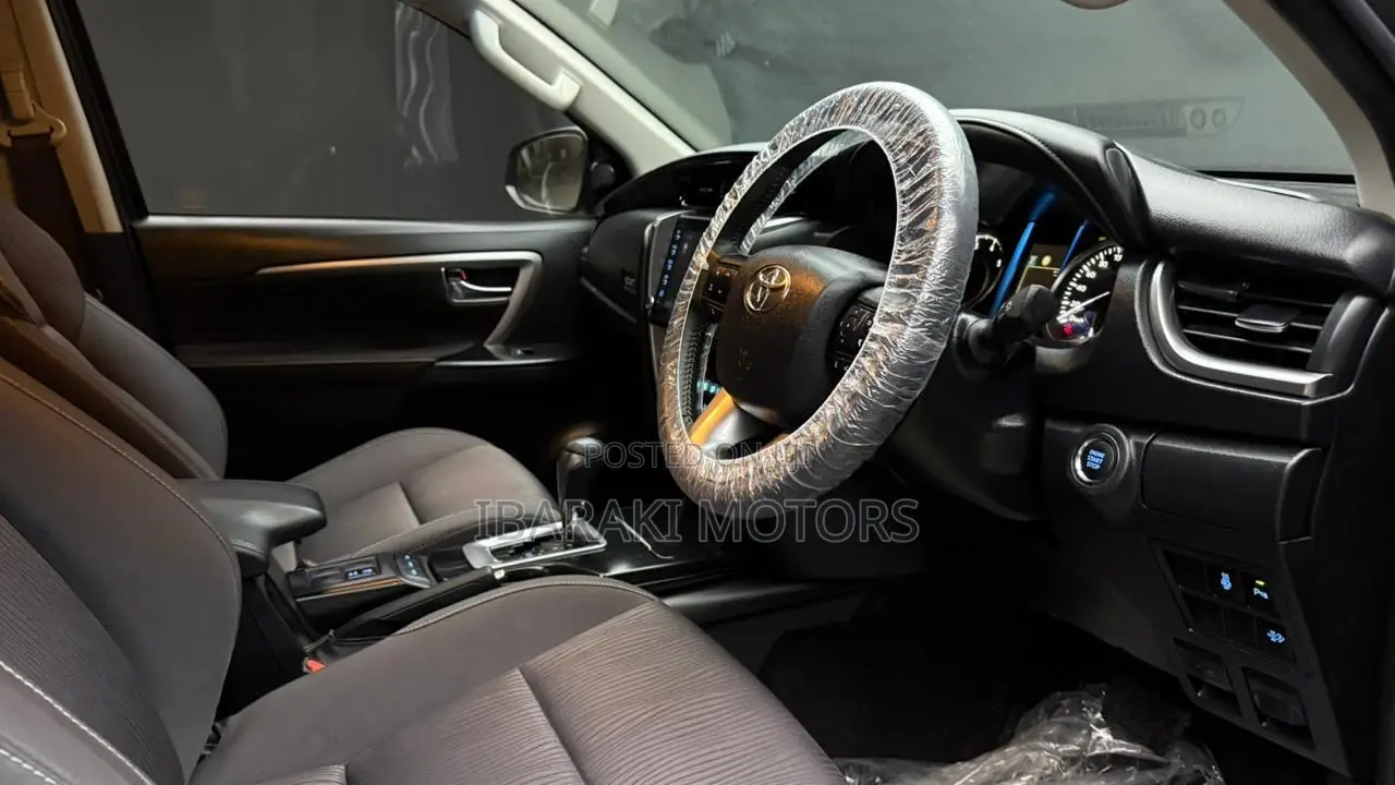 Toyota Fortuner 2.8 D AWD 2021 Gray