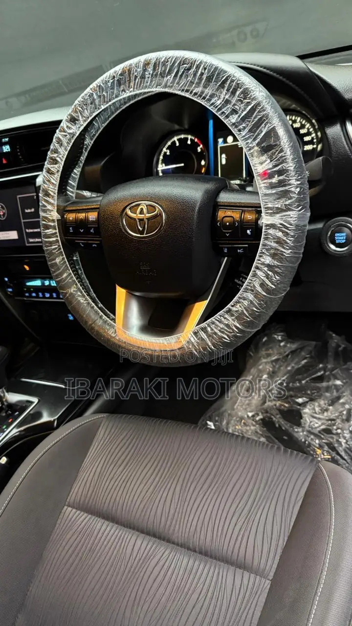 Toyota Fortuner 2.8 D AWD 2021 Gray
