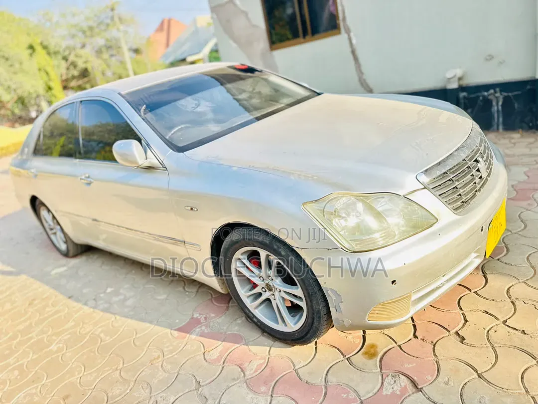 Toyota Crown 2007 Silver