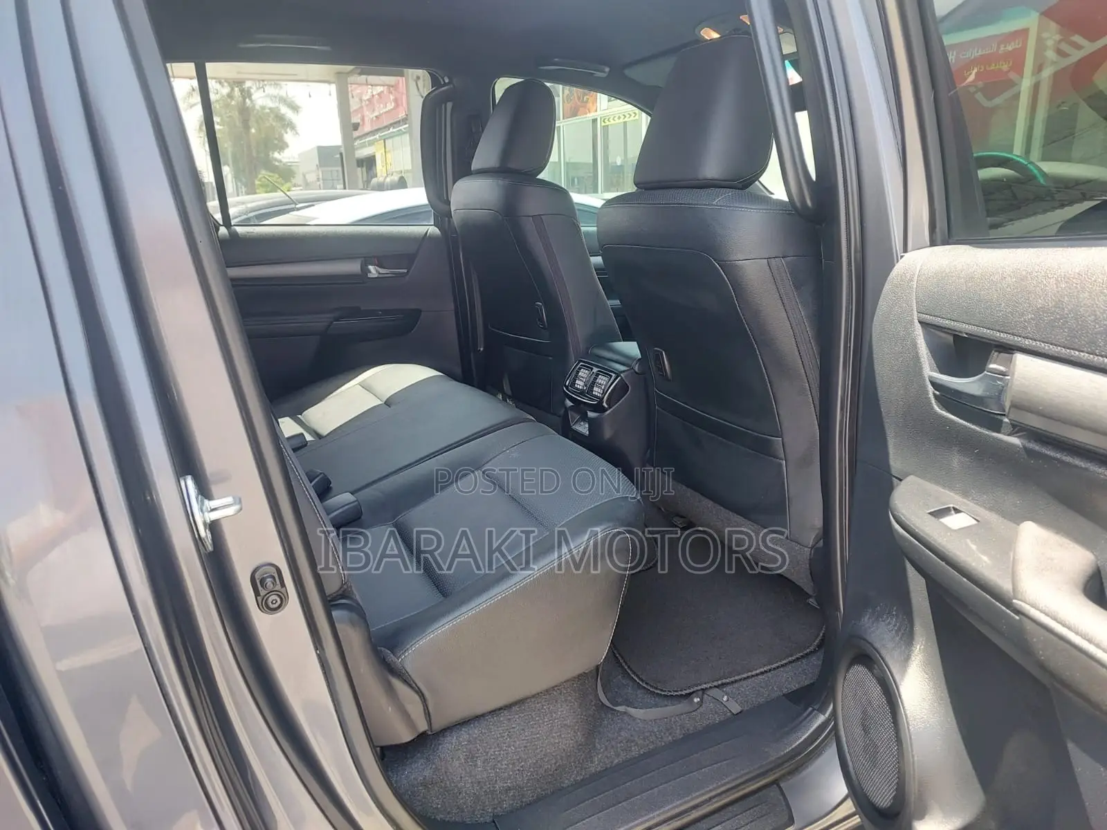 Toyota Hilux 2024 Gray