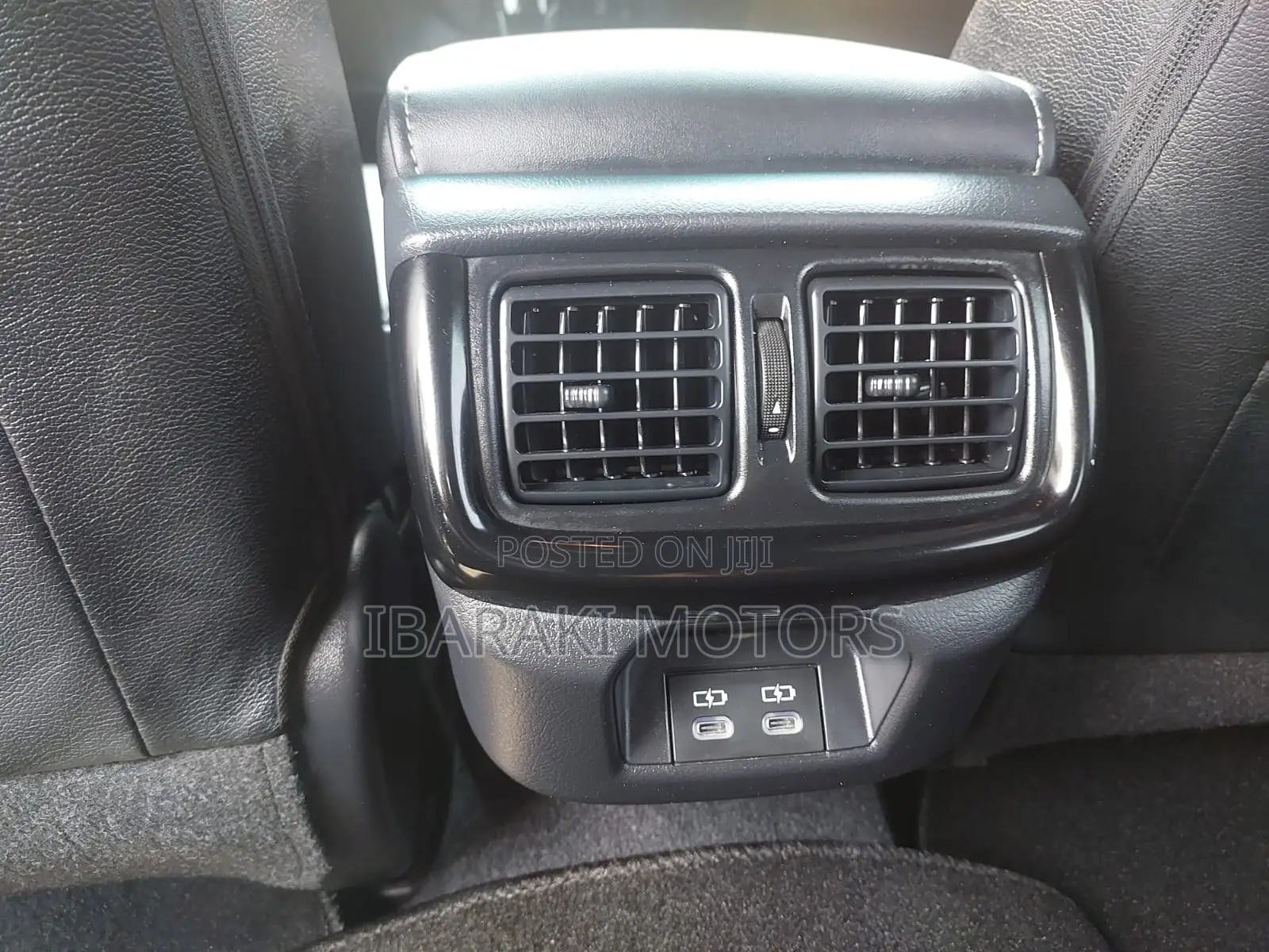 Toyota Hilux 2024 Gray
