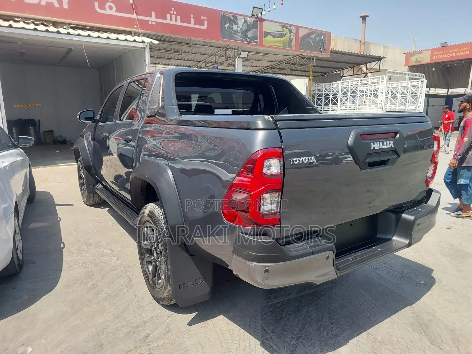 Toyota Hilux 2024 Gray