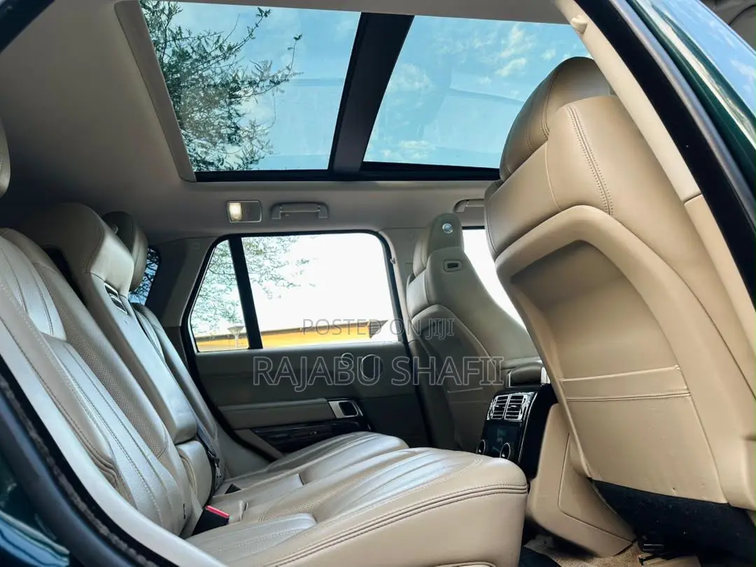 Land Rover Range Rover Vogue 2015 Green
