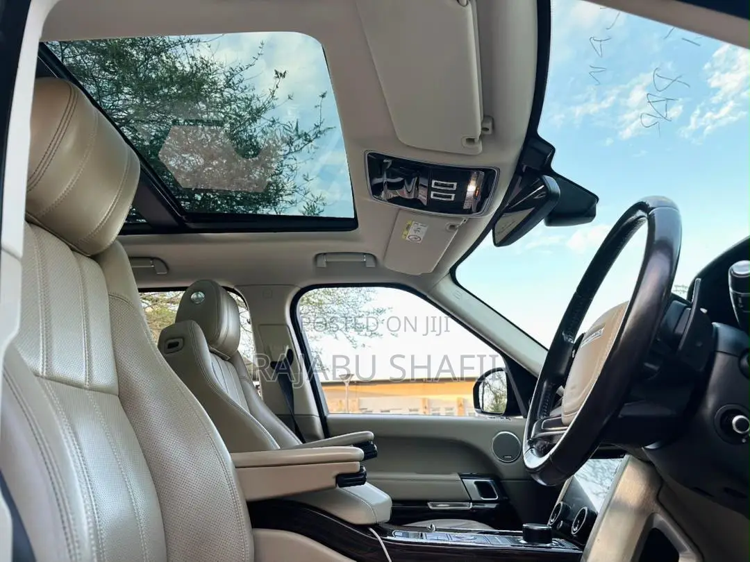 Land Rover Range Rover Vogue 2015 Green