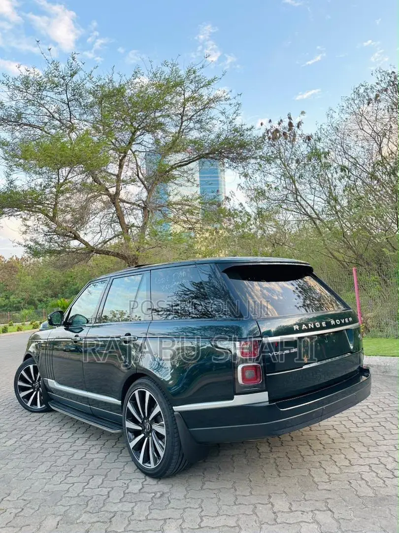 Land Rover Range Rover Vogue 2015 Green