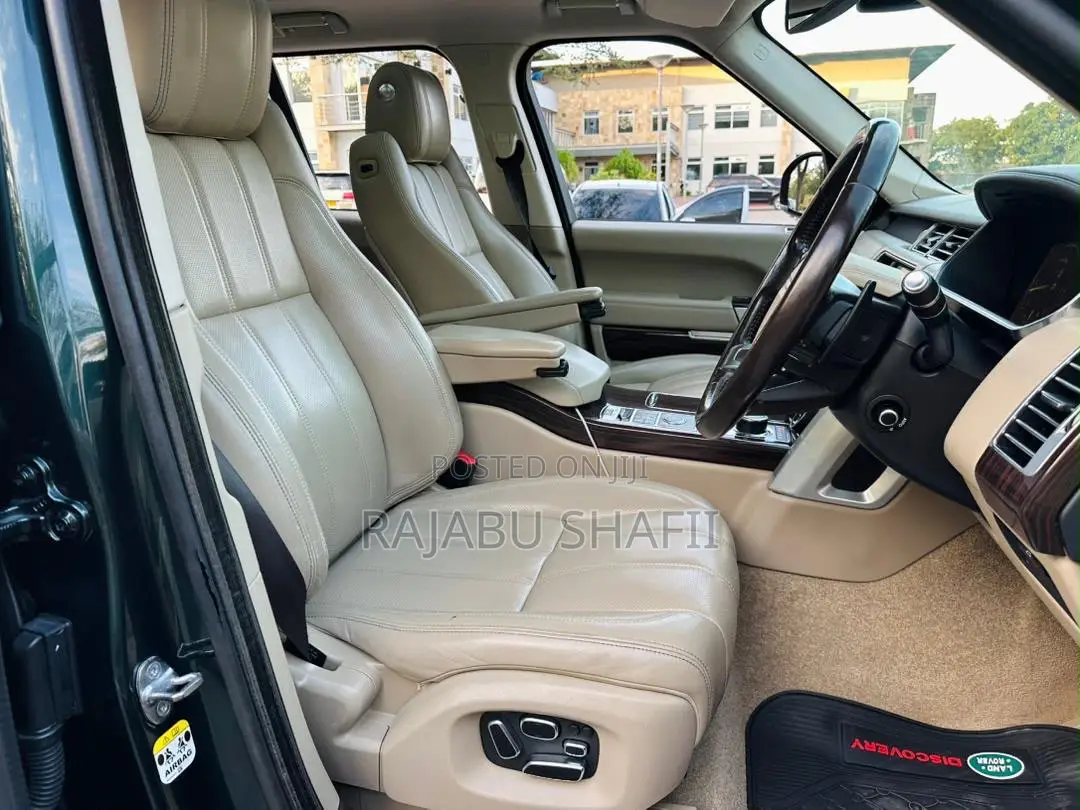Land Rover Range Rover Vogue 2015 Green