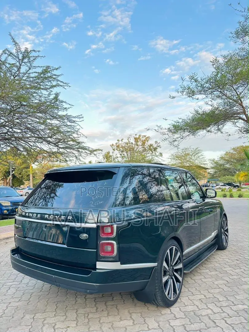 Land Rover Range Rover Vogue 2015 Green