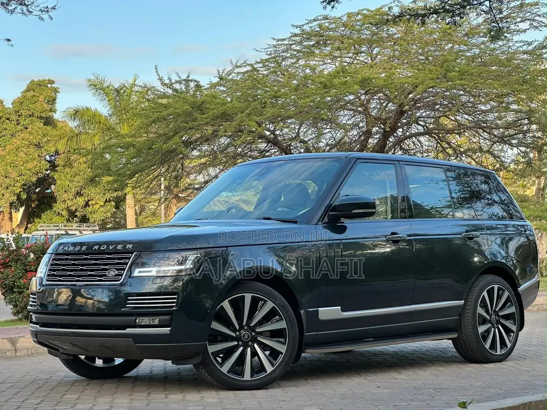 Land Rover Range Rover Vogue 2015 Green