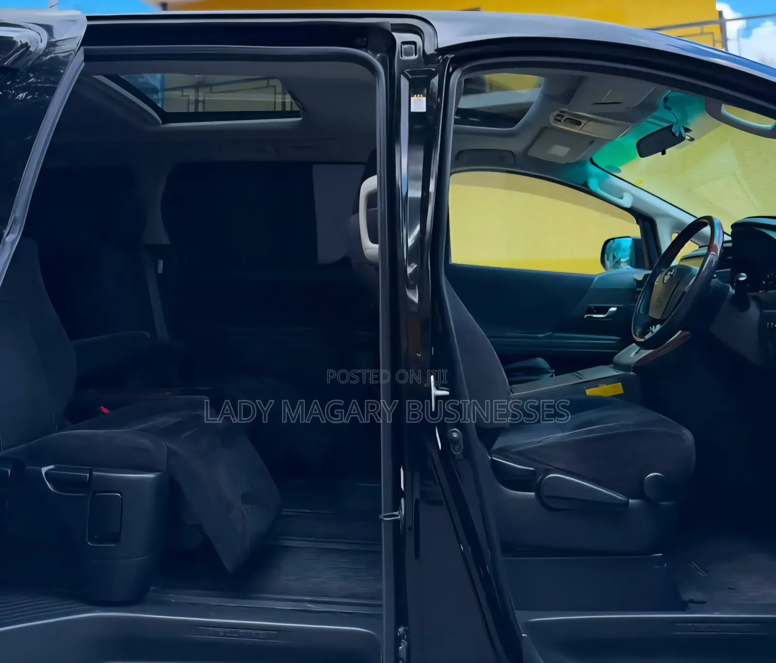 Toyota Vellfire V 2.4 FWD 7-Seater 2011 Black