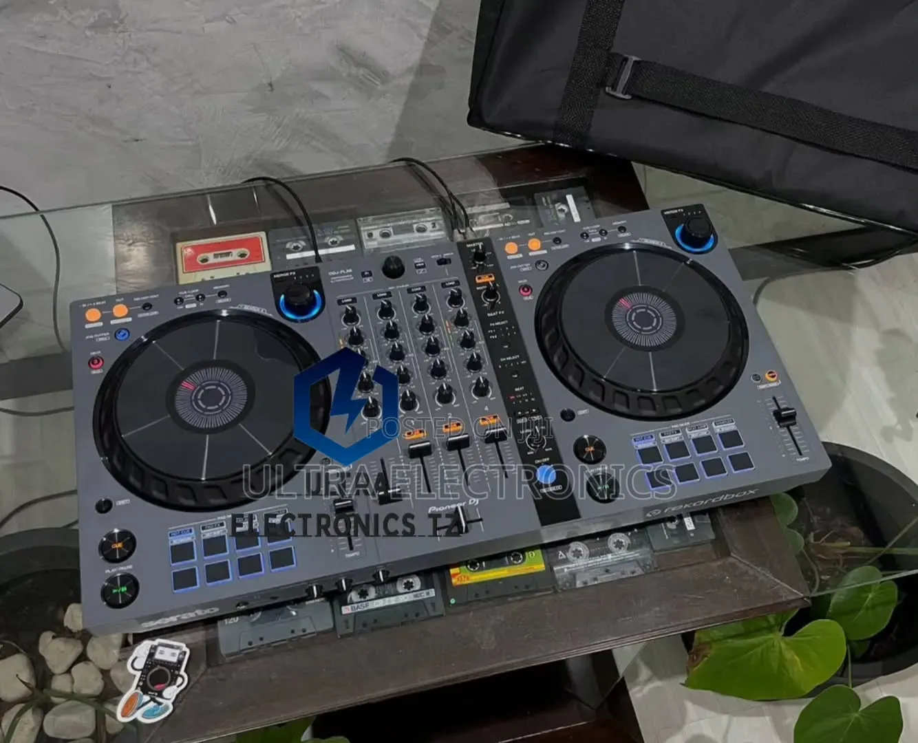 DDJ-Flx6 4-Channel DJ Controller for Recordbox and Serato Dj Pro