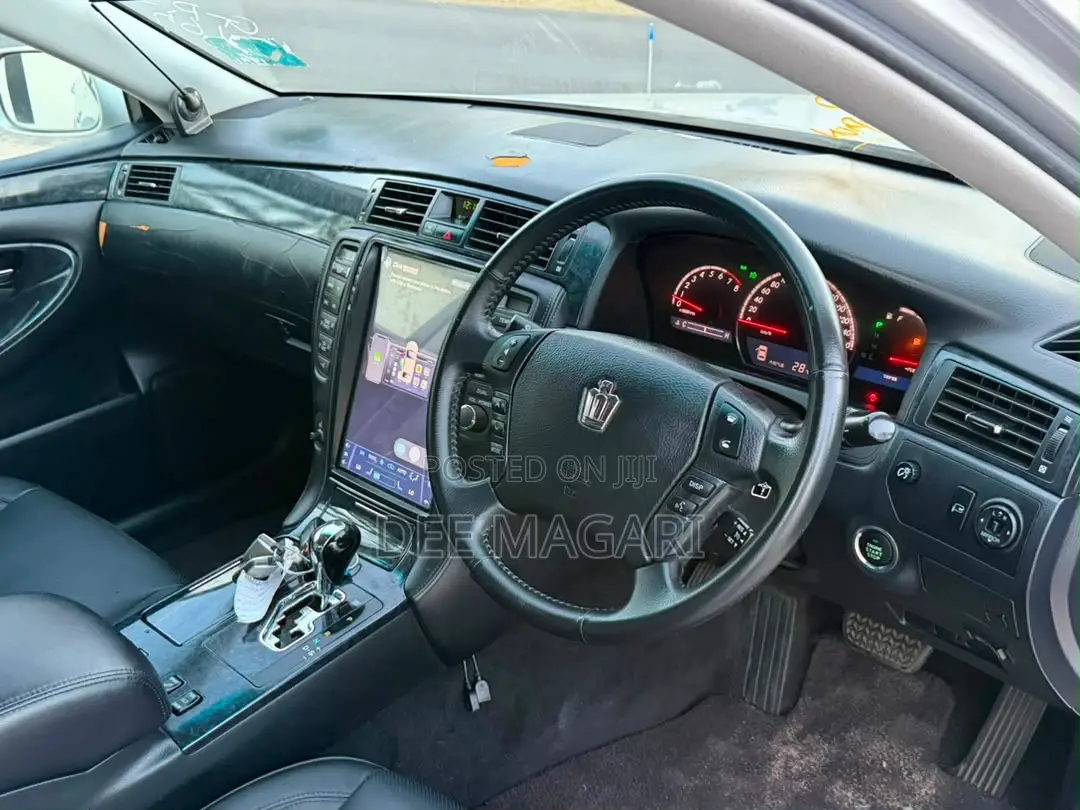 Toyota Crown 2007 Silver