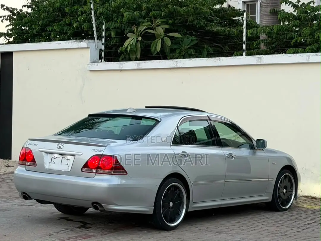Toyota Crown 2007 Silver